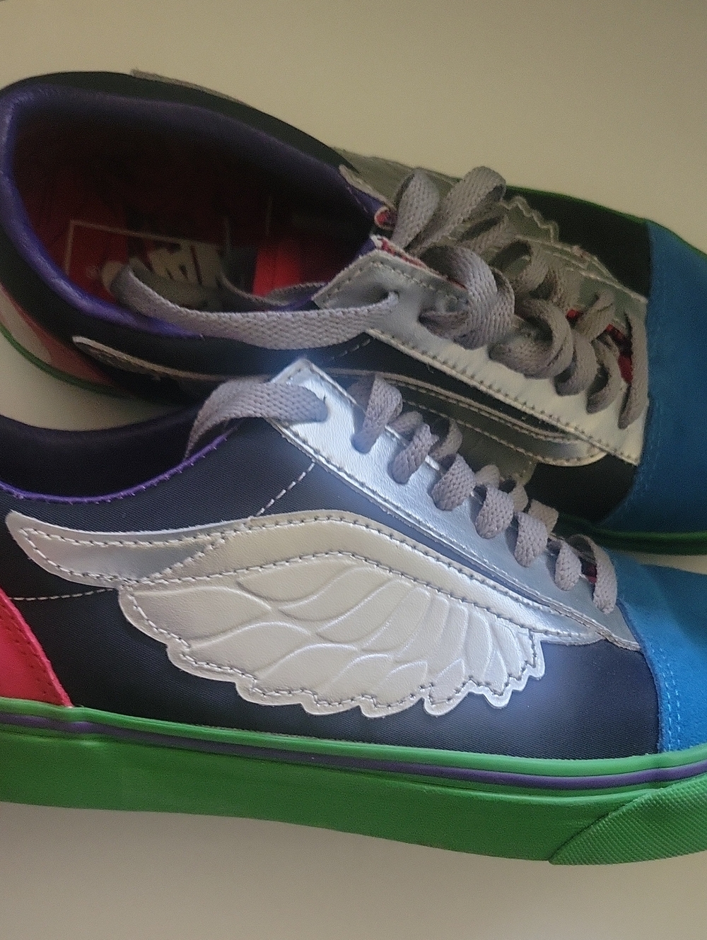Marvel Men's Low-Top Sneakers in Blue, Green & Silver with Red Accents - Picture 6 of 12
